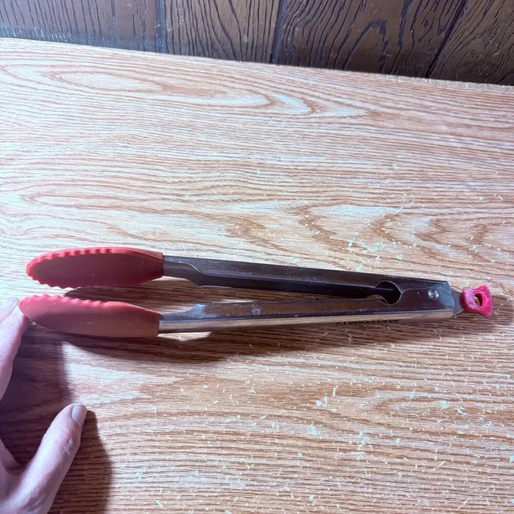 Farberware tongs 11